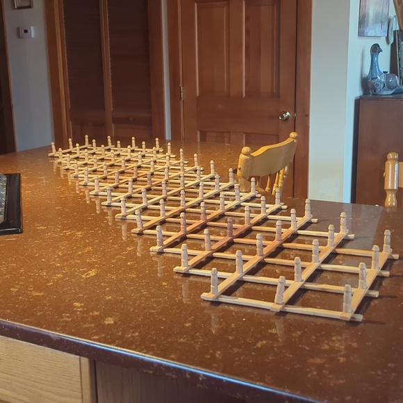 75 Peg Vintage Accordion Hanger, Wall Mount, 1970's, Scarf, Hat, Decorative Hook - Picture 2 of 7